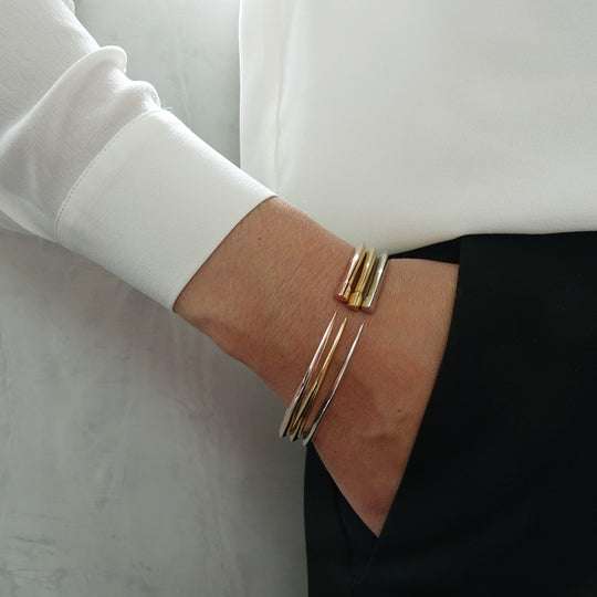 YELLOW GOLD VERMEIL SLIM TUSK BANGLE