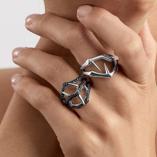 BLACKTHORN TRIPLE RING - SILVER & BLACK SPINEL
