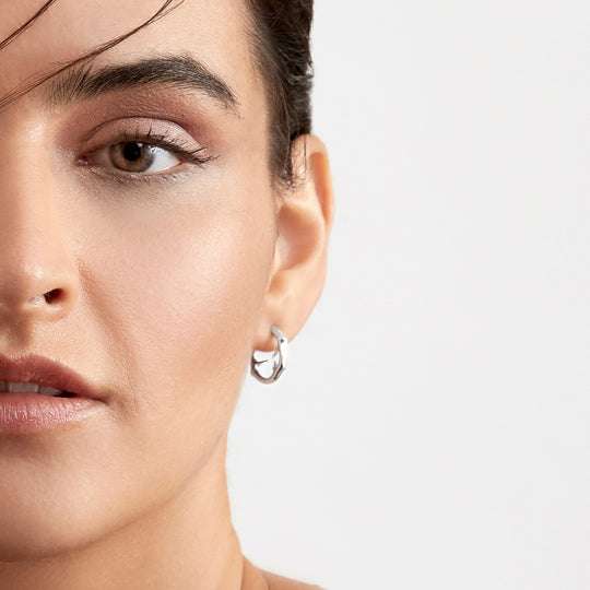 BLACKTHORN HOOP EARRINGS - SILVER