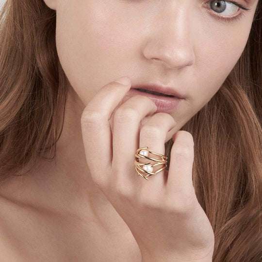 YELLOW GOLD VERMEIL DOUBLE HOOKED PEARL RING