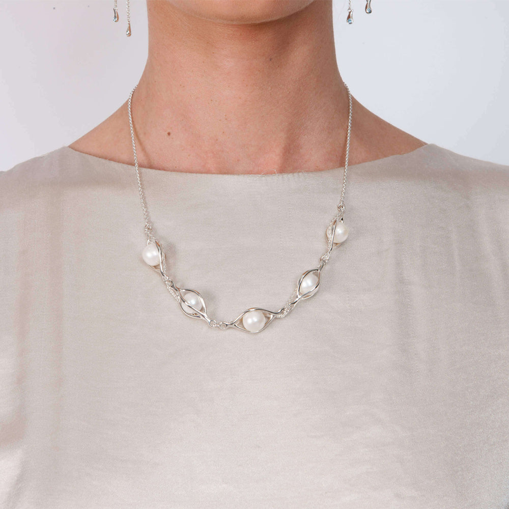 Couture Pearl Silver Necklace