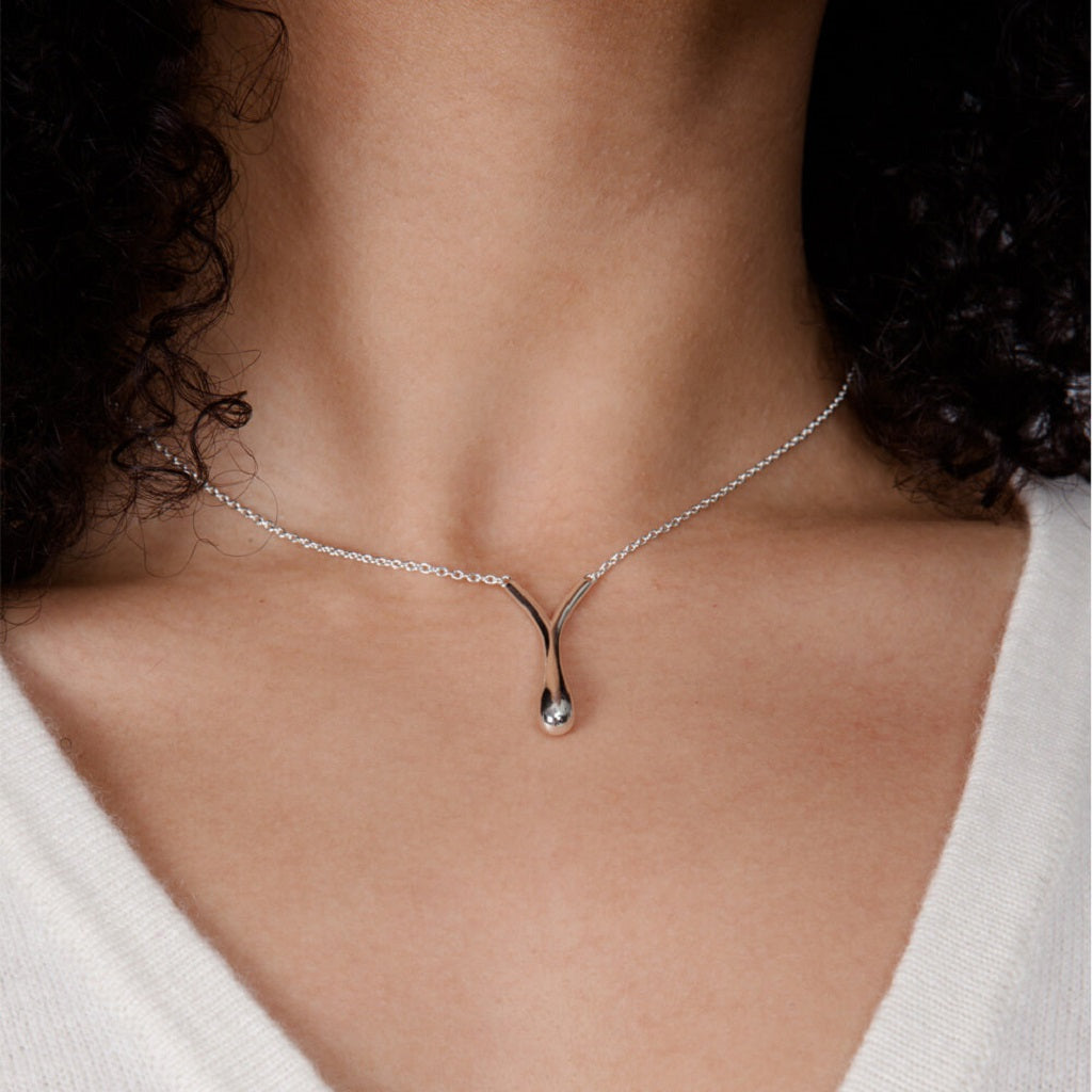V Drop Pendant