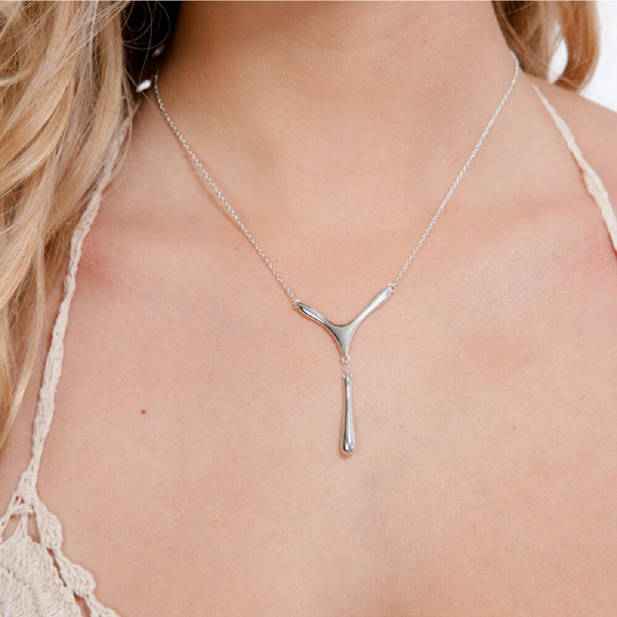 Drop Pendant with Chain