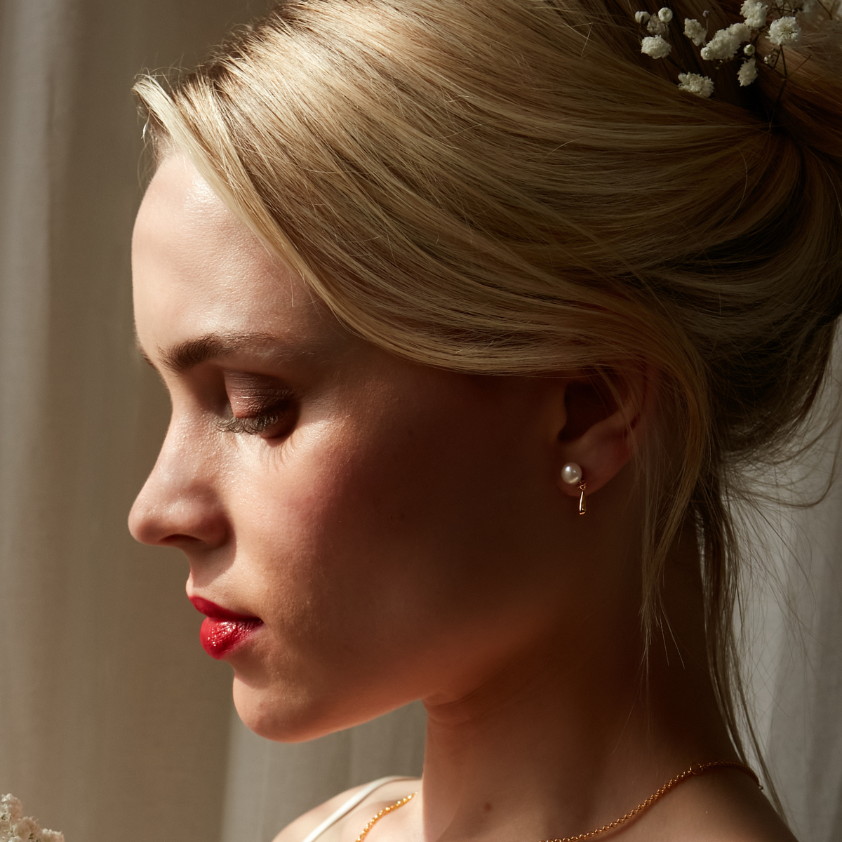 Royal Pearl Earrings