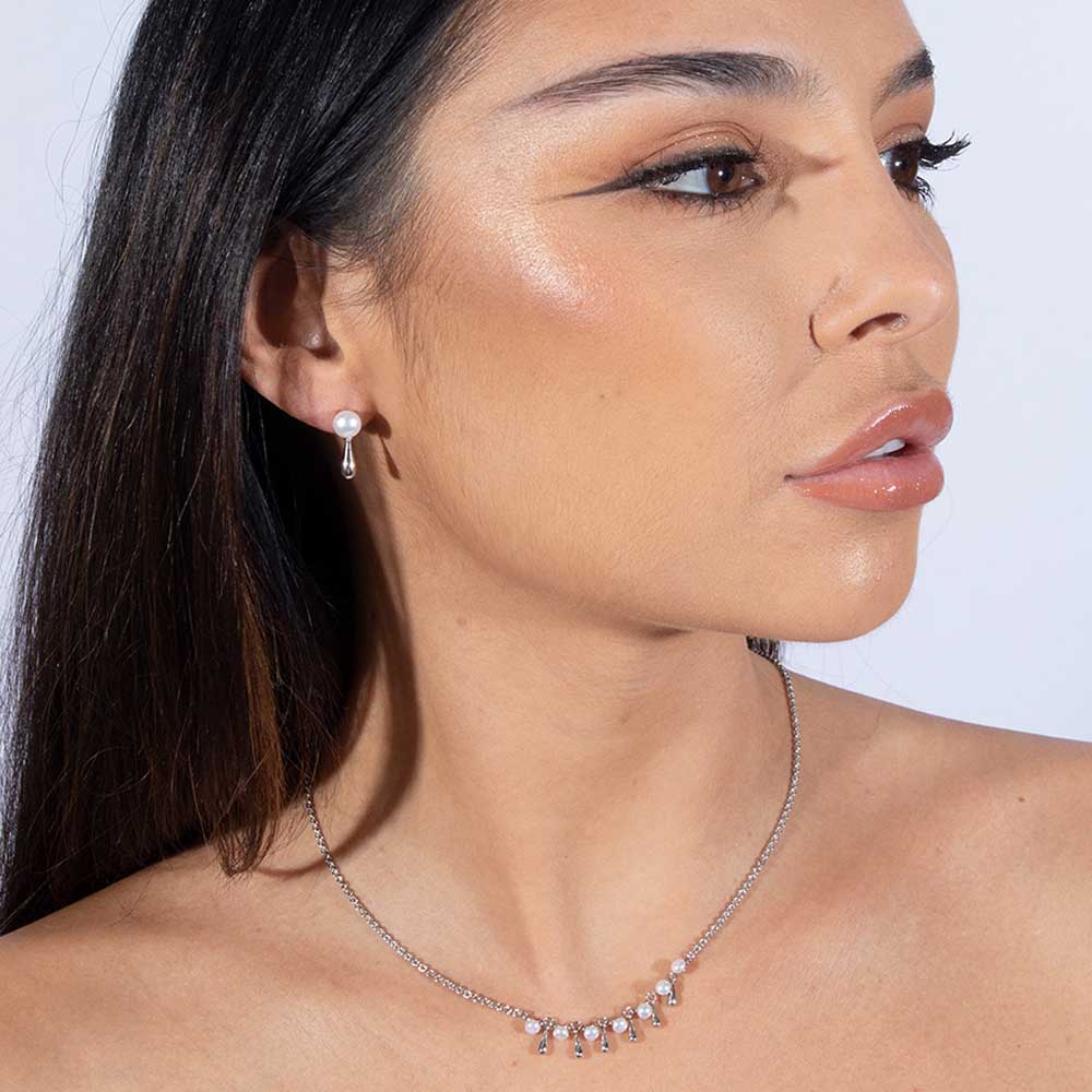 Royal Pearl Drop Necklace
