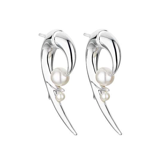 SILVER HOOKED PEARL EARRING