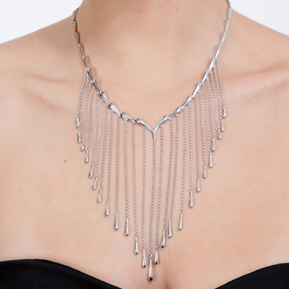 Falling Necklace