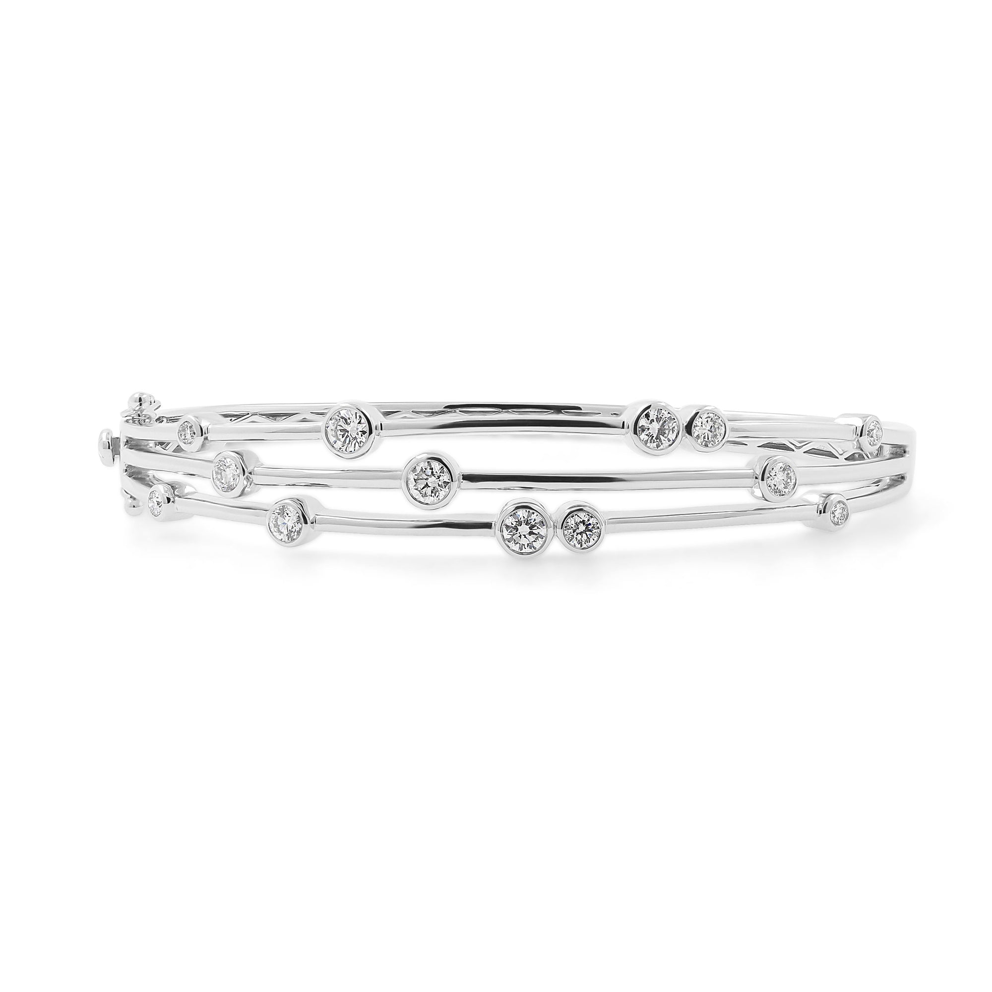 18ct White Gold Rain Dance Diamond Bangle