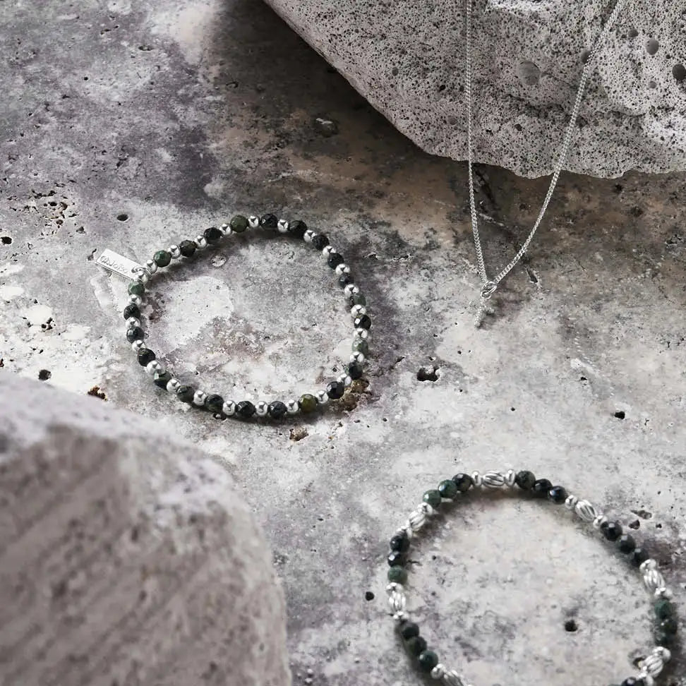 Men&#39;s Curb Chain Cross Necklace